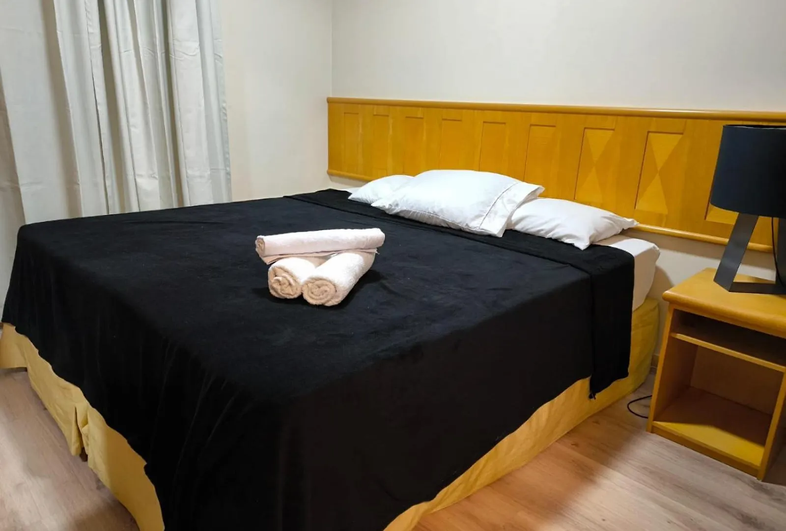 ****  M-Flat Pinheiros - Hotel Sao Paulo Brezilya